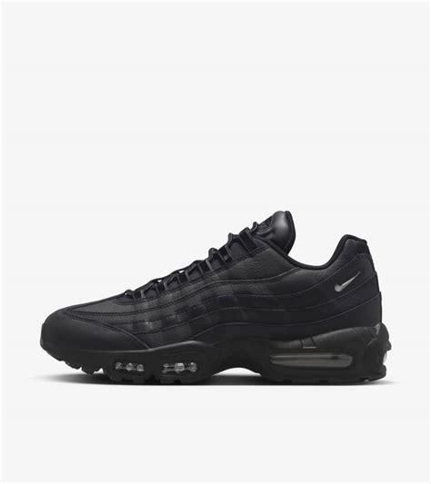 Air Max 95 'Triple Black' (FN7273-001) Release Date. Nike SNKRS SK