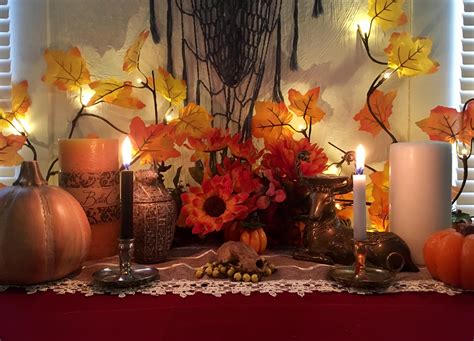 Thought I should share my fall equinox altar. Merry Mabon everyone 🍁🦇🍂 : r/Wicca