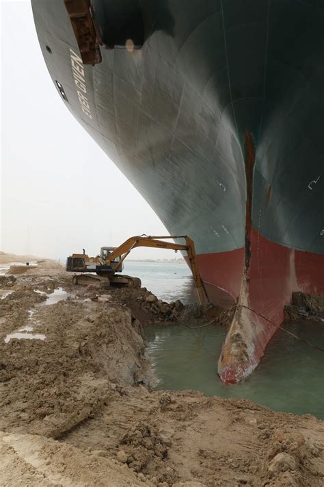 Satellite images show how one ship stuck in Suez Canal is causing so ...