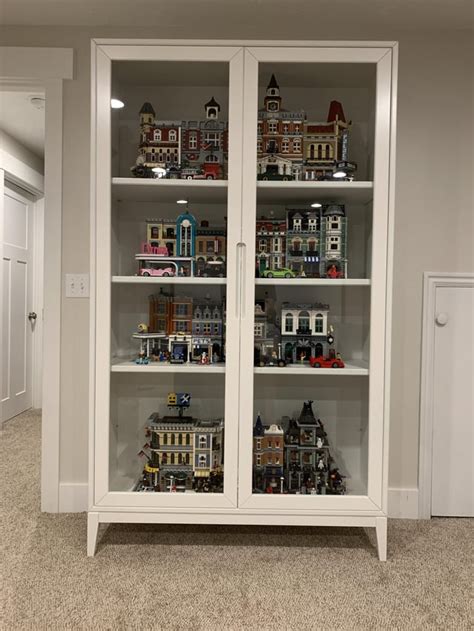 Got the new display case up. Still need to move things around a little. : lego