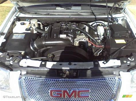 2006 GMC Envoy Denali 5.3 Liter OHV 16-Valve Vortec V8 Engine Photo #41614064 | GTCarLot.com