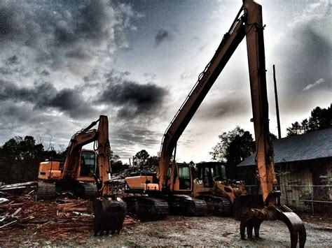 demolition equipment crew | EHC Associates