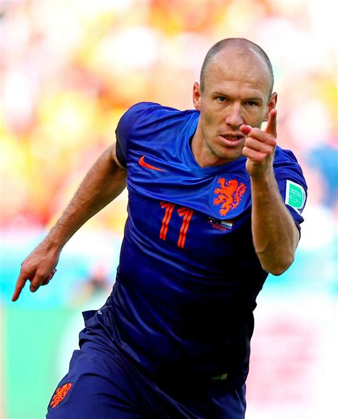 Robben Young : The Best Footballers: Arjen Robben is a Dutch ... : Он играет на позиции правый ...