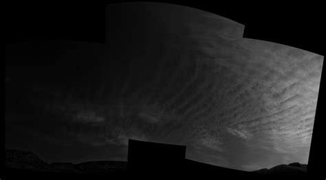 NASA's Curiosity Rover Captures Shining Clouds on Mars – NASA Mars ...