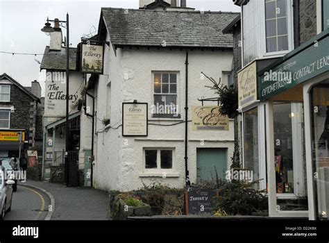 Windermere town centre Stock Photo - Alamy