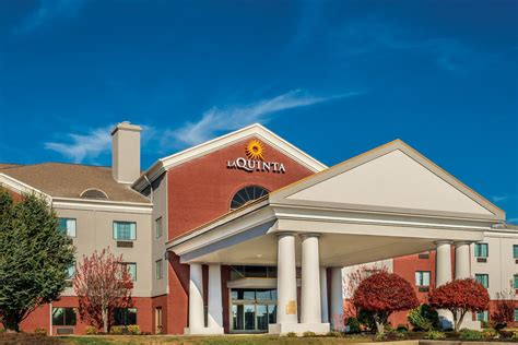 La Quinta Inn & Suites by Wyndham Loudon | Loudon, TN Hotels