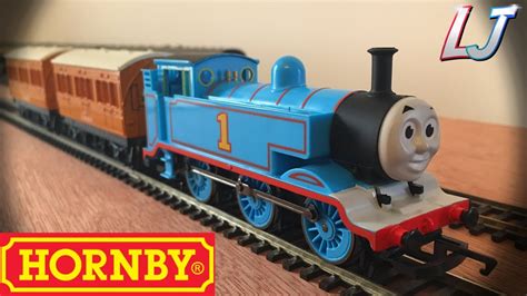 Vintage 2001 Hornby Thomas The Tank Engine Friends Annie Coach R110 ...