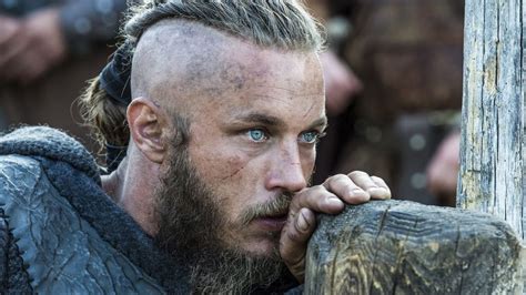 13+ Travis Fimmel as Ragnar Lothbrok HD wallpapers for Desktop