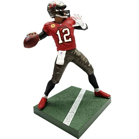 2021-22 Imports Dragon NFL Figures Checklist, Gallery, Exclusives