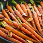 Maple Glazed Carrots (Quick Stovetop Recipe) - Fifteen Spatulas