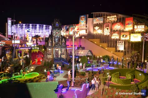 Universal CityWalk - Entertainment, Dining and Shopping in Universal Orlando Resort - Go Guides