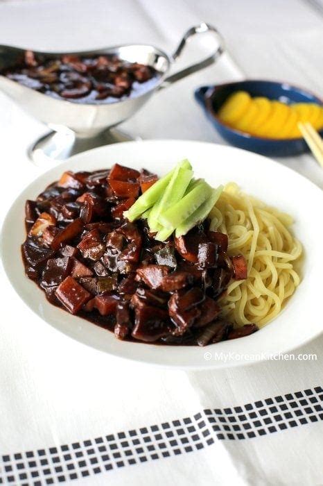 Korean Black Bean Sauce Noodles (Jajangmyeon) - My Korean Kitchen