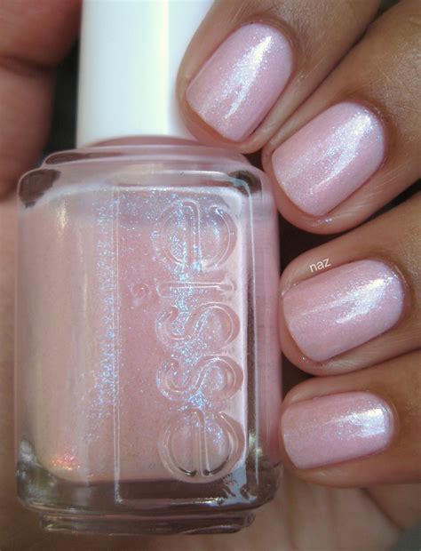 Naz's Nails: Essie Pink a Boo