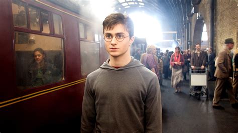 Daniel Radcliffe Has a "Harry Potter" Spin-off Idea That's Better Than ...