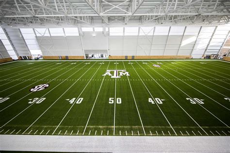 Texas A&M football: New indoor facility helps Aggies beat the heat