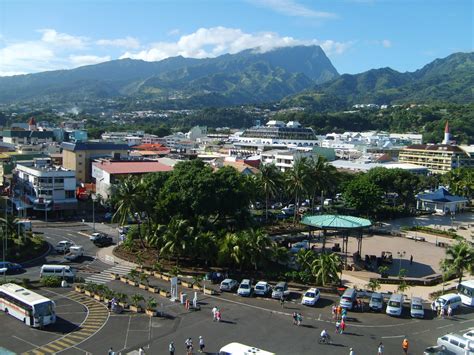 My Travel Blog by George M. Fields: Papeete, Tahiti - capital of French Polynesia