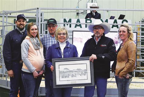 McRae family receives ambassador award - Canadian Cattlemen