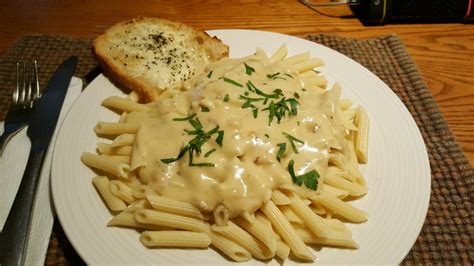 Rain's Kitchen and Garden!: Pasta with Blue Cheese Sauce