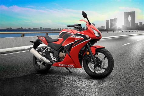 Discontinued Honda CBR250R Features & Specs | Zigwheels