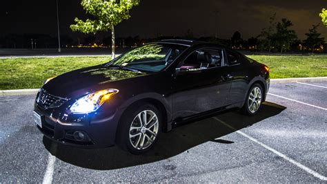 New to me: 2011 Nissan Altima Coupe 3.5 SR M/T : Nissan