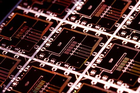 Quantum Circuit Design: Methods and Techniques