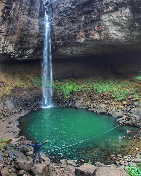 Pin by appa jadhav on Maharashatra waterfall | Beautiful places to ...