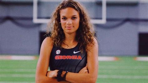 National HS Heptathlon Record Holder Anna Hall Picks Georgia