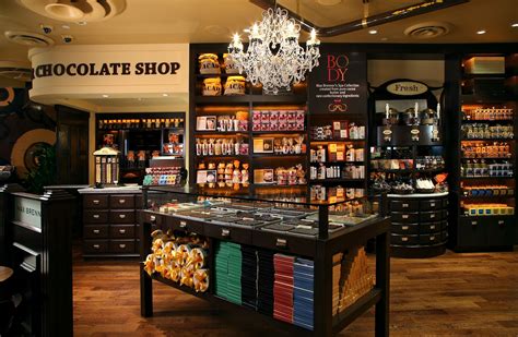 Max Brenner Chocolate Shop - United States - Las Vegas | Chocolate store design, Cafe interior ...