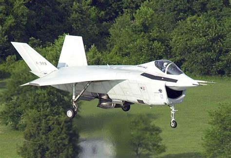 Boeing X-32 performing VTOL. | Aircraft, Fighter jets, Boeing x 32