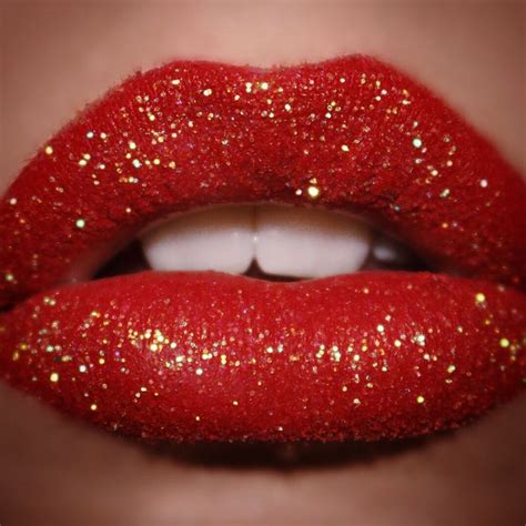 So amazing! Glitter lips :) #red #lips #glitter #sparkle #teeth #makeup #lipstick #redridinghood ...