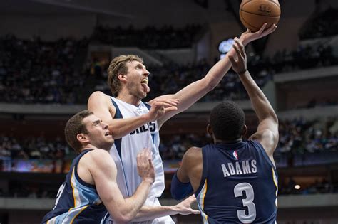 Mavericks vs Grizzlies Final Score: Memphis Destroys Dallas, 90-109 - Mavs Moneyball