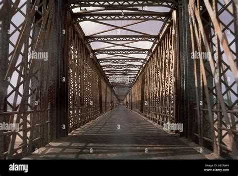 Golden Bridge, Bharuch, Gujarat, India Stock Photo - Alamy