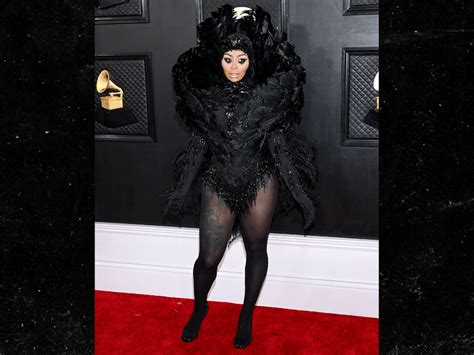 Blac Chyna's Mom Tokyo Toni Rips Her Grammy Awards Dress - TRV Countdown