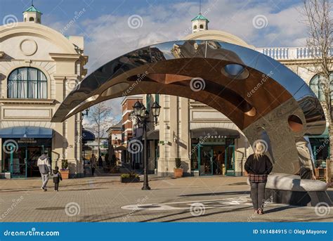 RICHMOND, CANADA - APRIL 10, 2019: Outlet Mall McArthurGlen Designer ...