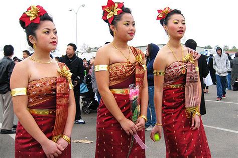 Laos Traditional Costumes - Vietnam Holidays