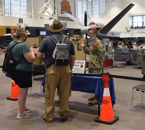 DVIDS - News - New York Army and Air Guard host exhibits at Great New ...