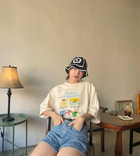 Ulzzang !! 🥐 | Thrifted outfits, Clothes, Fashion