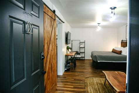 Charming Motel Rooms, Cabins and A-Frames in downtown Meeker — Trailhead Cabins and Lodging