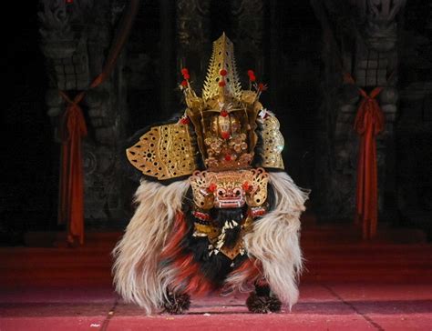 Tari Barong Bali