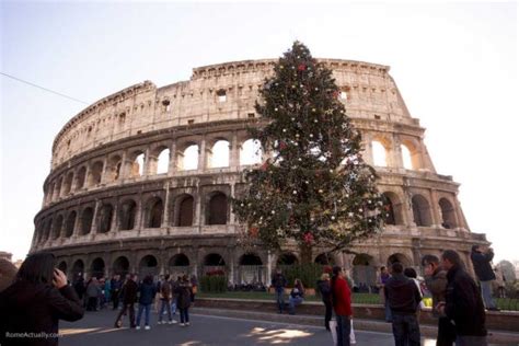 10 Cool + Fun Christmas Markets in Rome (2023/2024 Edition)