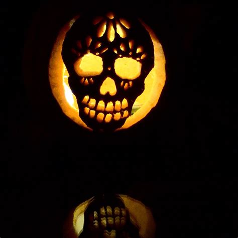 30+ Easy Skull Pumpkin Carving – DECOOMO