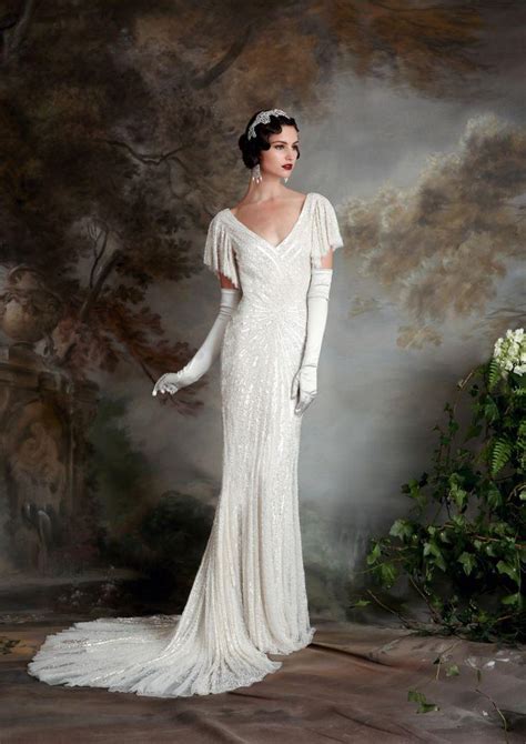 20 Art Deco Wedding Dress With Gatsby Glamour #2482632 - Weddbook