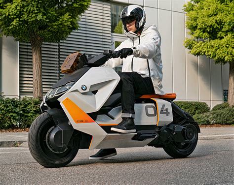 BMW Motorrad Definition CE 04 Unveiled, is the Most Advanced Urban ...