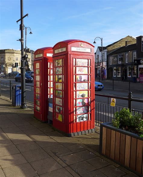 Disused telephone boxes used in an art... © habiloid cc-by-sa/2.0 ...