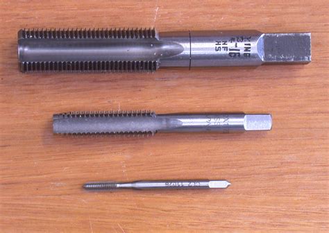 tools - What is a tap and die set and how do I use them? - Motor Vehicle Maintenance & Repair ...