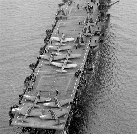 Flugzeugträger: Wrack der USS Independence erstaunlich gut erhalten - WELT