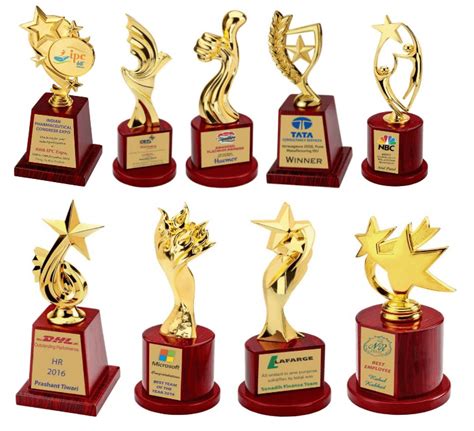 Awards, Trophies, Plaques & Mementoes as Corporate Gifts