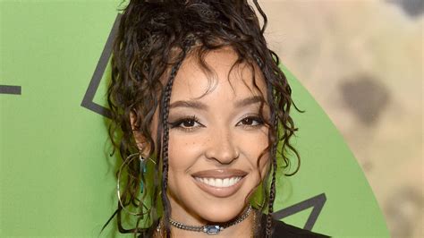 Tinashe Is Back to a Blonde Ombré That's Making Fans Feel Nostalgic — See Photos | Allure