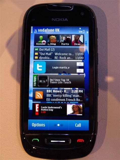 Hands-on and first impressions of the Nokia C7 Symbian^3 smartphone