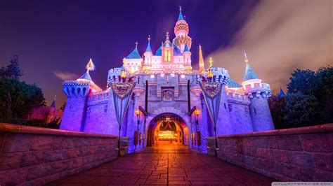 Disney Castle Wallpaper HD - WallpaperSafari